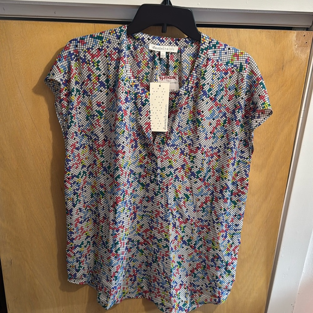 NWT - cap sleeve work blouse
